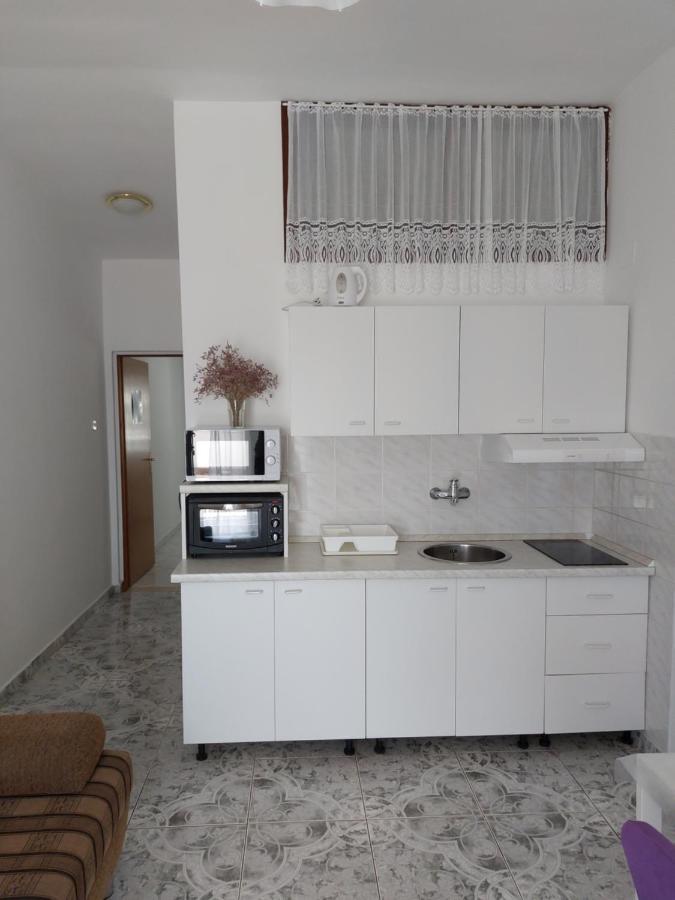 Apartments Markulincic Новалья Экстерьер фото